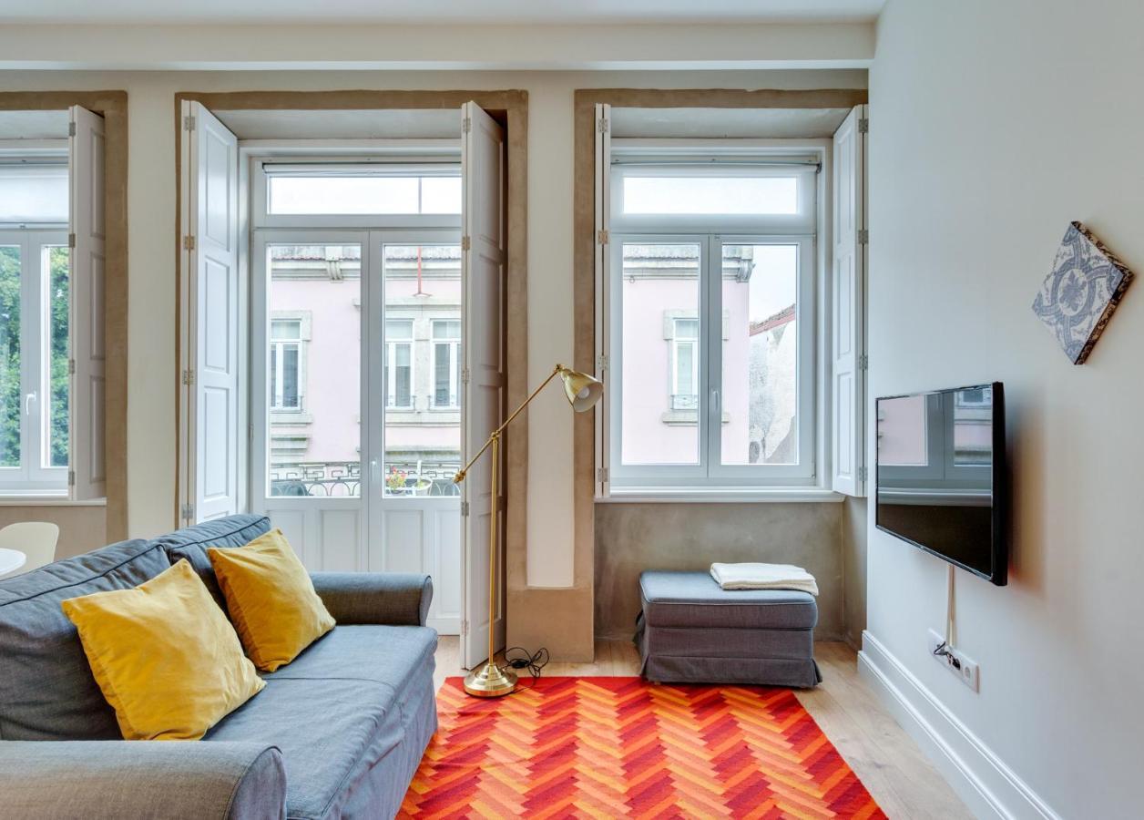 Tiara Downtown Apartments By Da'Home Porto Buitenkant foto