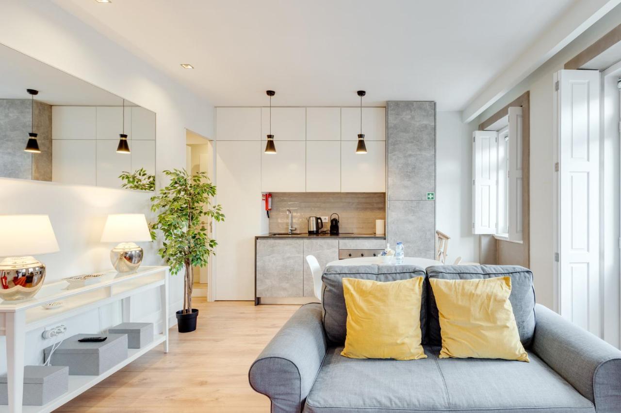 Tiara Downtown Apartments By Da'Home Porto Buitenkant foto